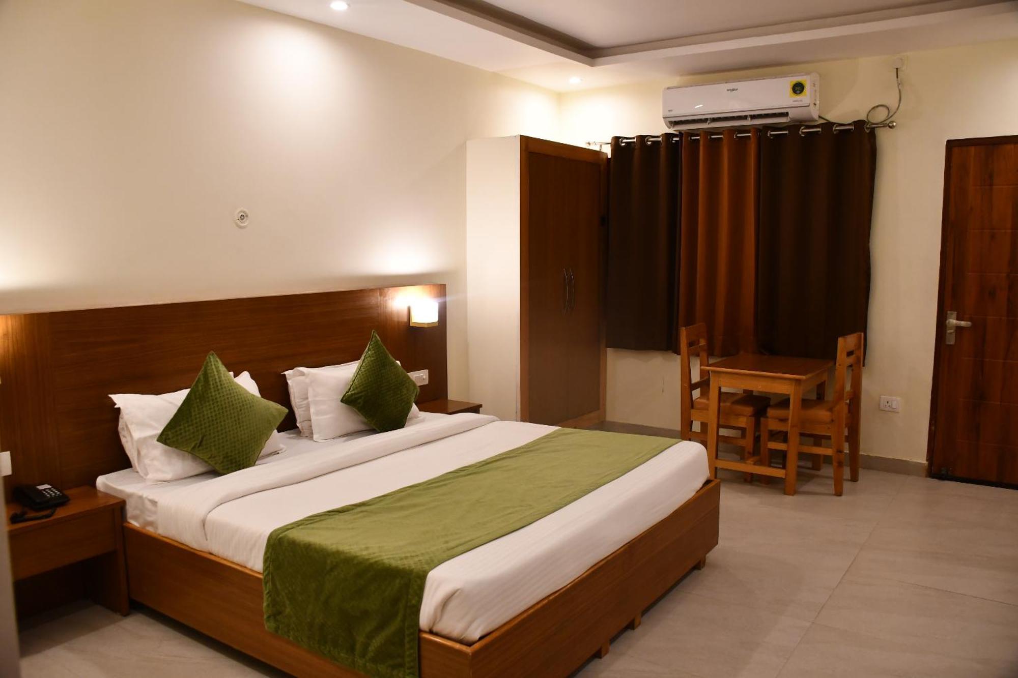 Shivansh Green Resort Risikés Kültér fotó